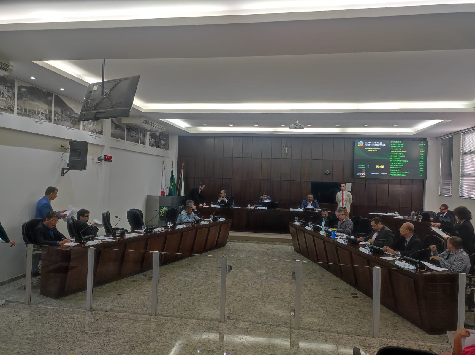 Vereadores aprovam projeto que prevê transparência nas atividades dos conselhos municipais
